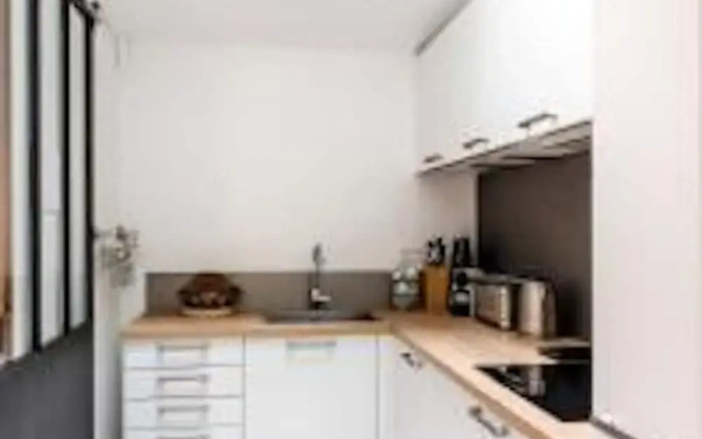 Eiffel Tower Lourmel Residence