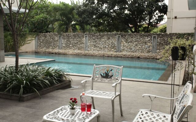 Mutiara Suites