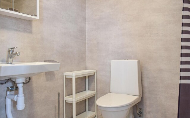 Stunning Apartment in Färjestaden With Wifi