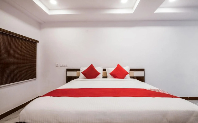 Adarsh Grand Inn by OYO Rooms