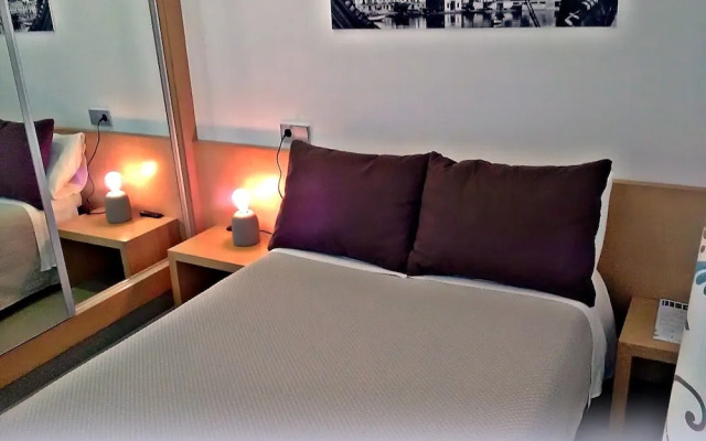 Hotel Alboran