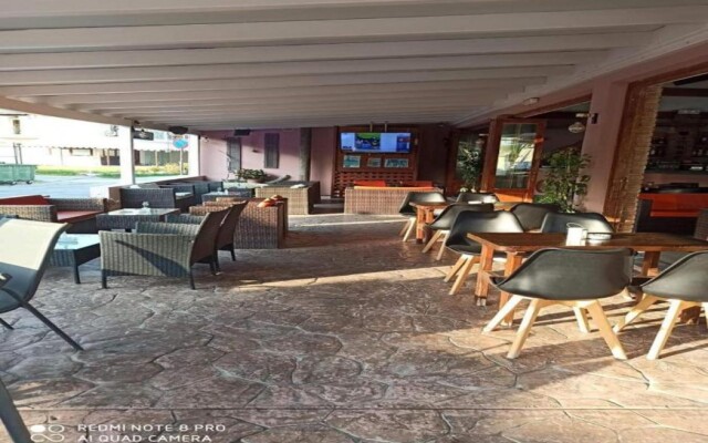 Amadeus Hawai Studios & Apartments