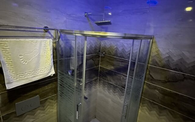 Kaya Home Hotel