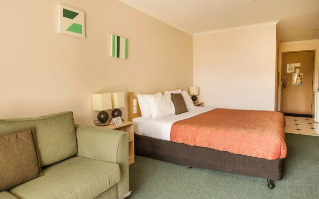 Rose Garden Motel