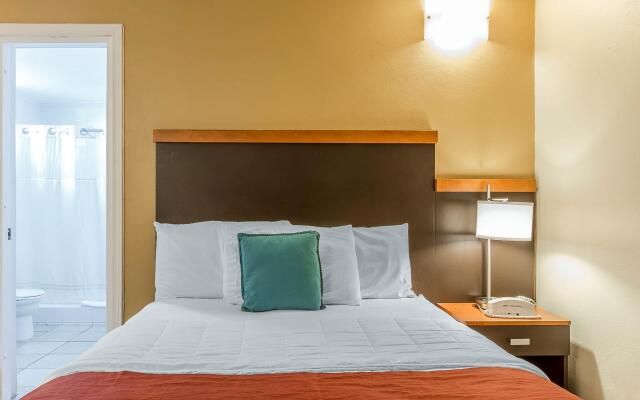 Le Consulat, An Ascend Collection Hotel