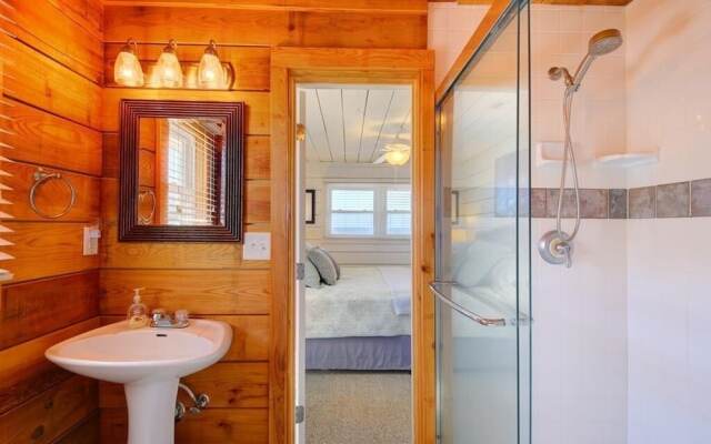 Magnolia Cottage - 3 Br Home