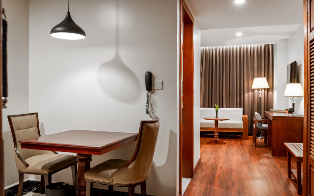 Poulo Wai Hotel and Apartment