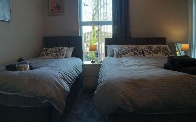 Fitzsimons Town House