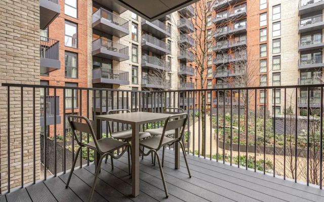 Stylish North London Apartment