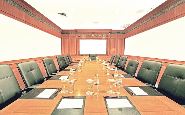 Planet Holiday Hotel & Residence