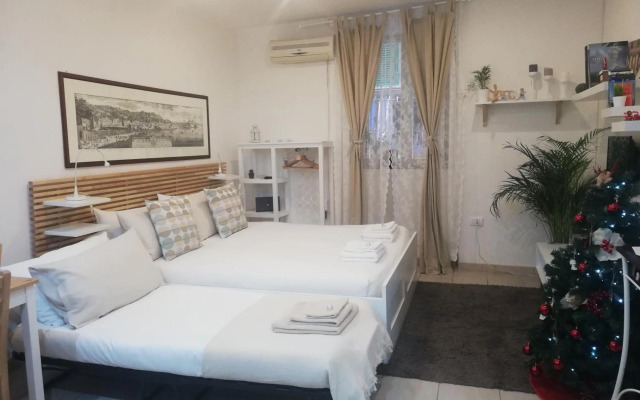 Lorenzo's Art Studio