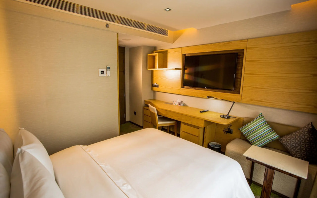 HANSA- A Premium Residence