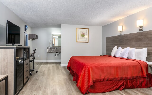 Captains Quarters Motel & Conference Center