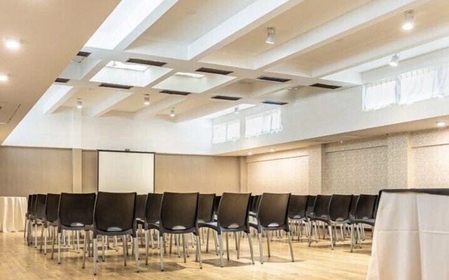 Sarum Hotel Design