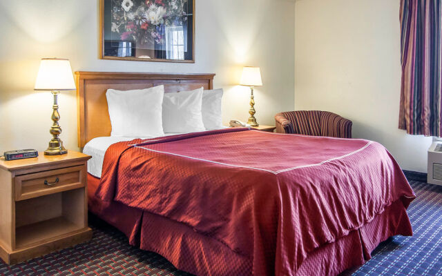 Rodeway Inn & Suites