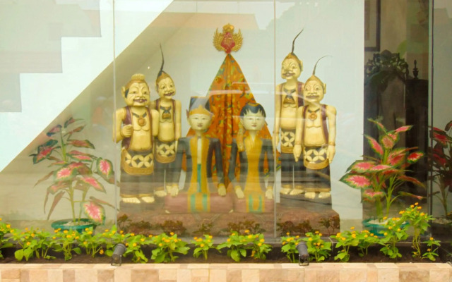 Cabin Hotel Bhayangkara
