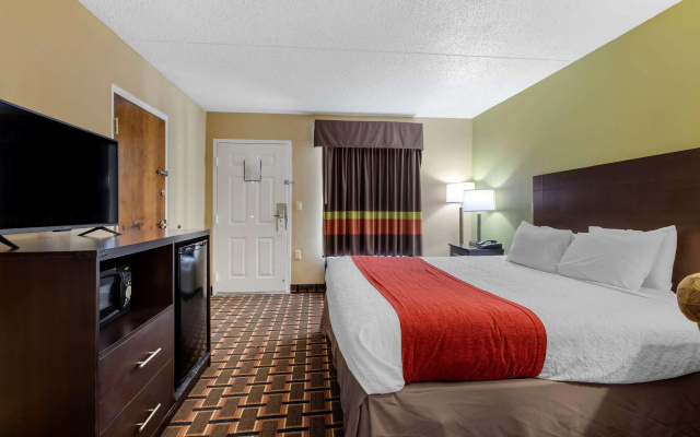 SureStay Hotel by Best Western Lenoir City