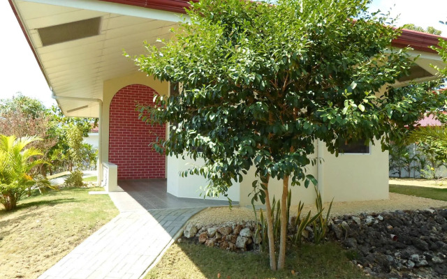 Meili Beach Resort