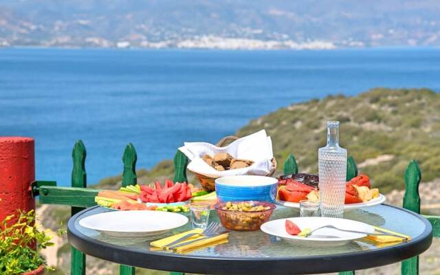 Modern Apartment in Agios Nikolaos Near Sea