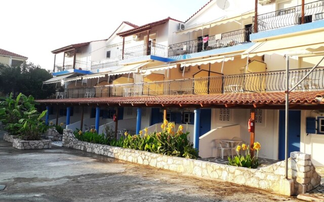 Spasmata Studios & Apartments