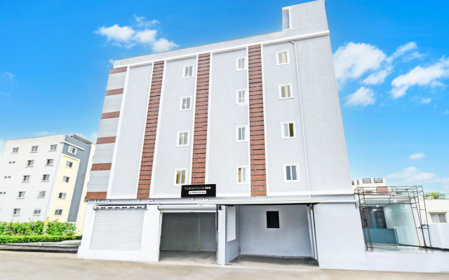 Super Townhouse Oak Kompally