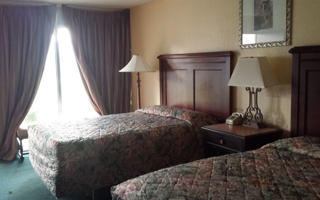 Country Hearth Inn & Suites Hotels