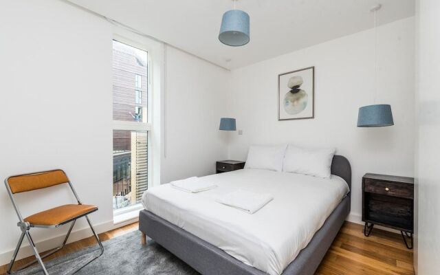 NEW Modern 2BD Flat in Shoreditch With Balcony
