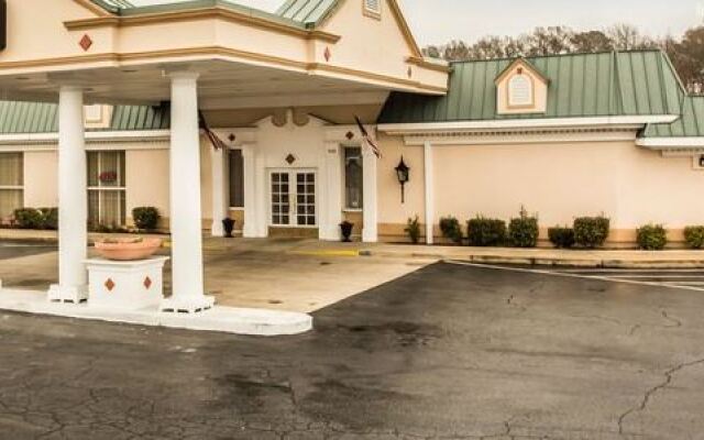 Econo Lodge Inn & Suites Lumberton