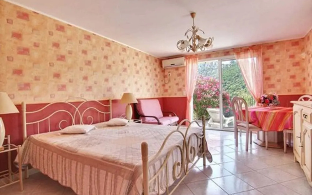 Magnifique Villa,Calme,Vue dégagée,Piscine,Parking,Wifi,Clim