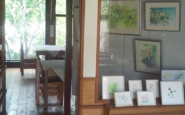 Gallery Hara & Guest House