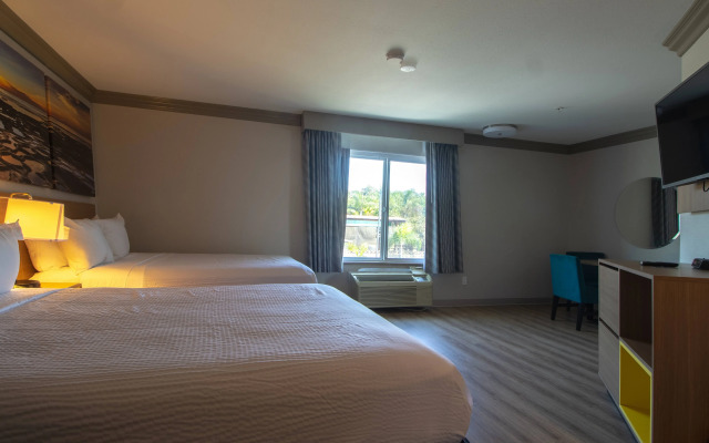 Days Inn By Wyndham Carlsbad