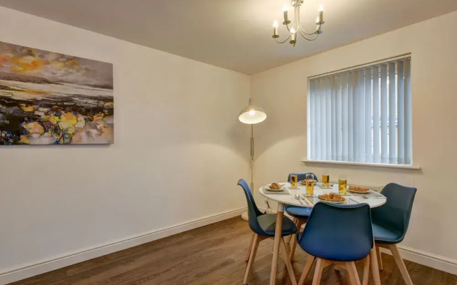 Karah Suites - Manley Gardens Two
