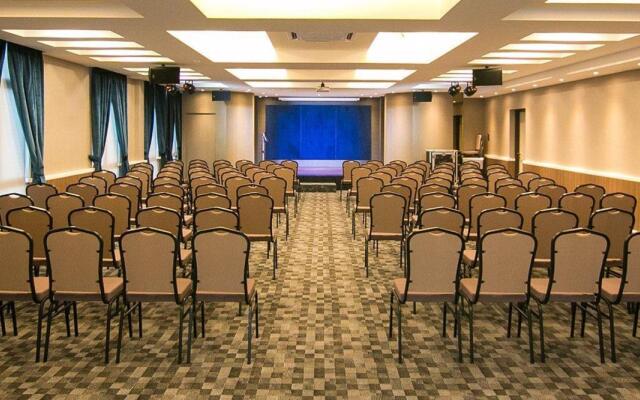 Indra Hotel