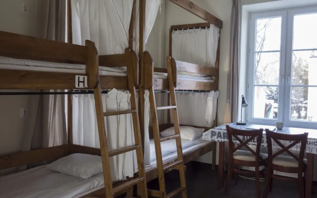 Tandem Warsaw Hostel