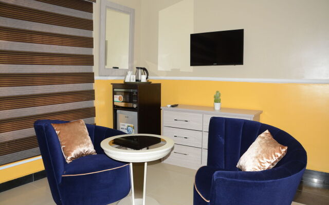Springs Resorts Sparadise Suites