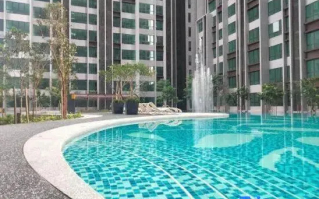 Entire Studio Unit Cubic Botanical Bangsar by Comfy Asia – Pool – Kuala Lumpur