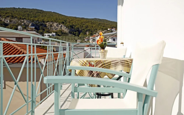 Agistri Apartments