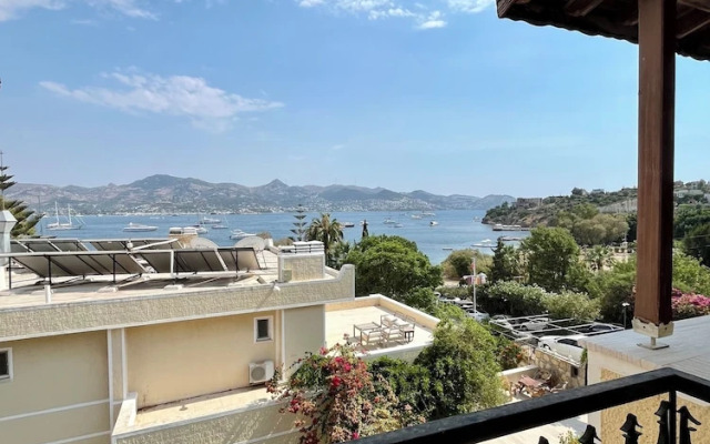Farrys Boutique Hotel & Beach Club