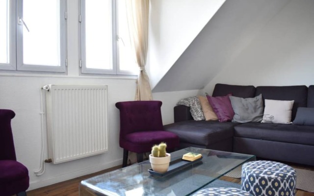 1 Bedroom Apartment With Amazing Views in Paris