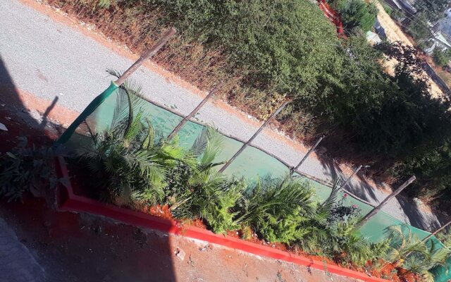 OYO 10236 Strawberry Homes