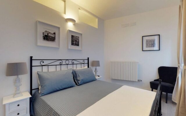 Luxury 2 bedrooms apartment