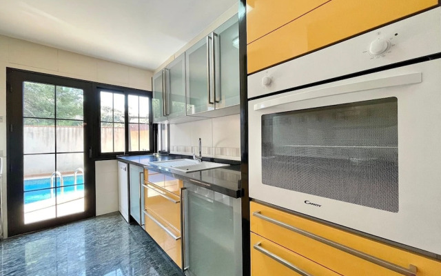 Belvilla by OYO Villa Torrea3n