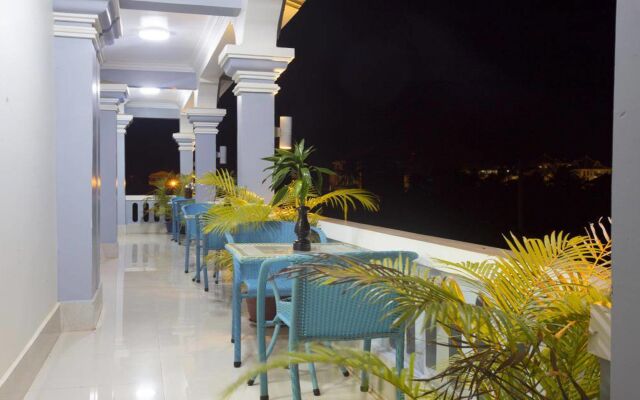 The Golden Gecko Villa