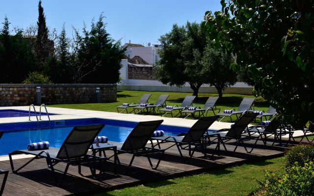 Pousada Convento de Tavira - Historic Hotel