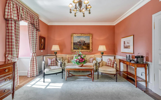 Wald & Schlosshotel Friedrichsruhe