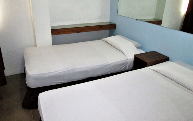 G-Galyx InnHotel