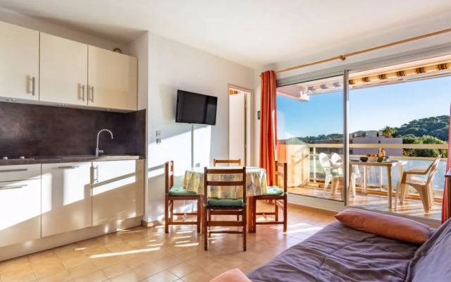 Les Rives de la Favière 30426