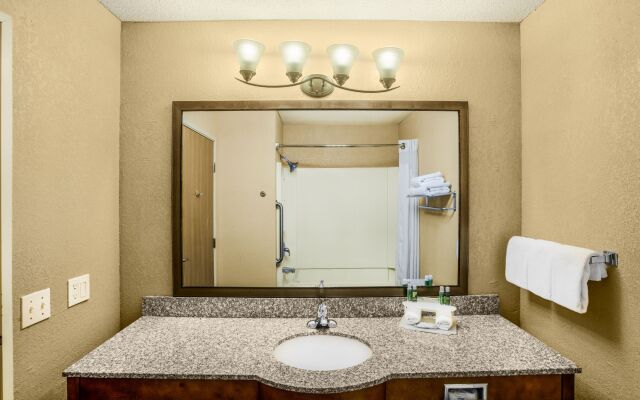 First Choice Inns at the Swell