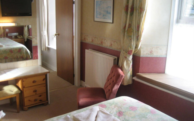 Priory Lodge Hotel
