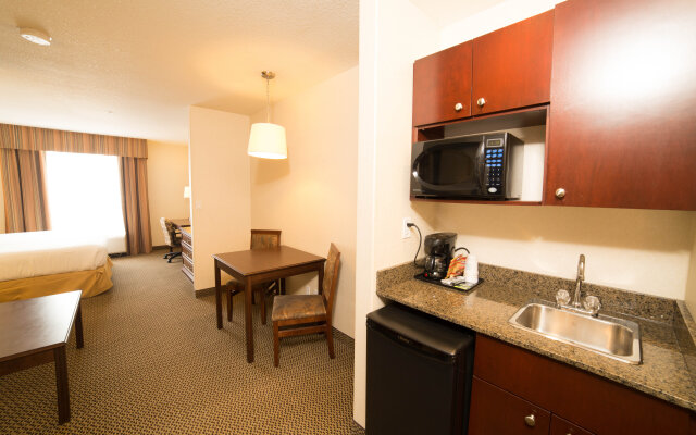 Holiday Inn Express & Suites Slave Lake by IHG